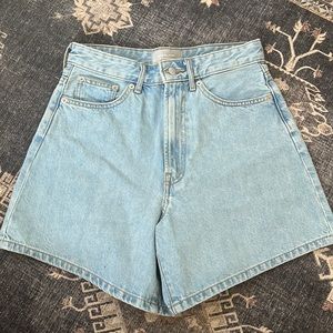 NWOT never worn Everlane A Line Denim shorts.